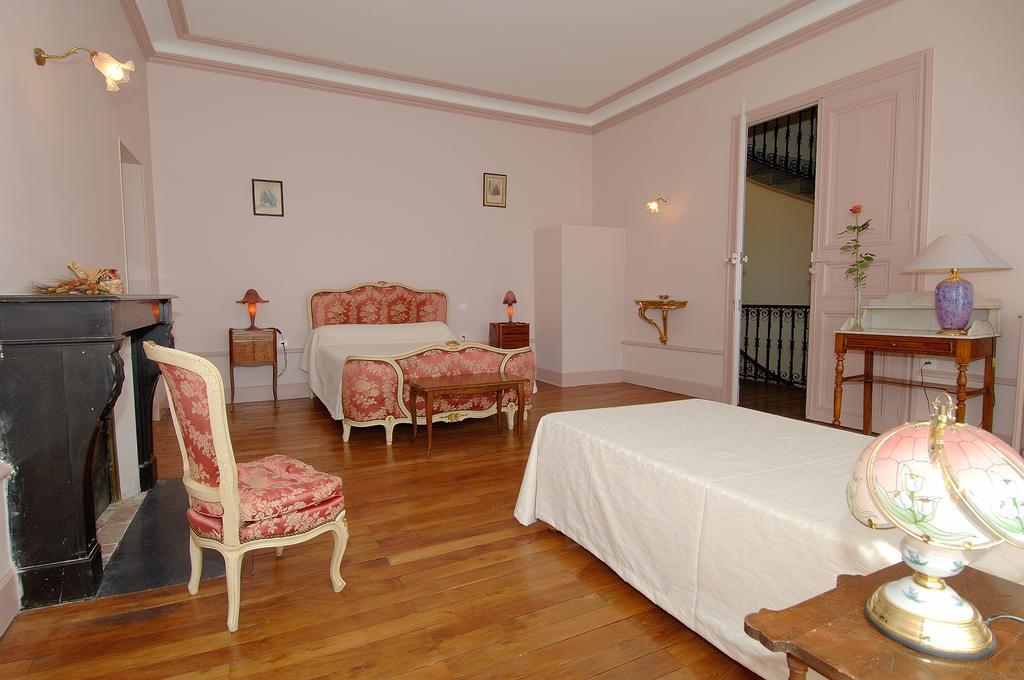 La Maison De Mariecamille Ξενοδοχείο Saint-Germain-Lembron Εξωτερικό φωτογραφία